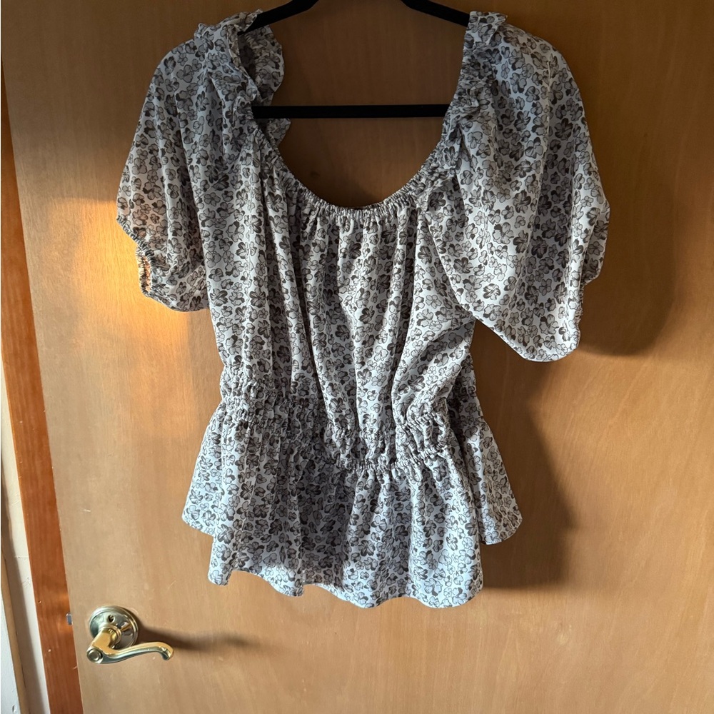 Nine West Gray and White Blouse Chic and Versatile
